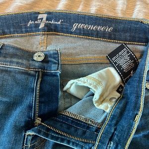 Seven 7 light wash jeans - gwenevere - size 26